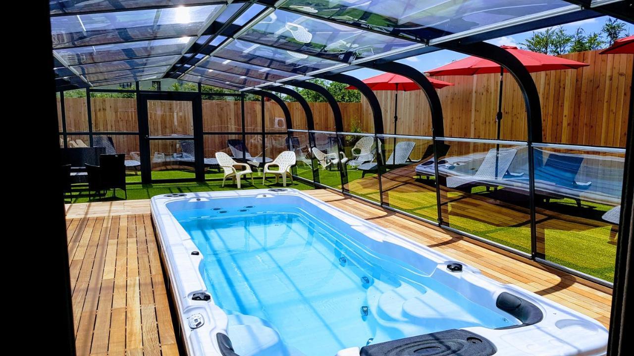Hotel L'Oustalet Font-Romeu-Odeillo-Via Екстериор снимка