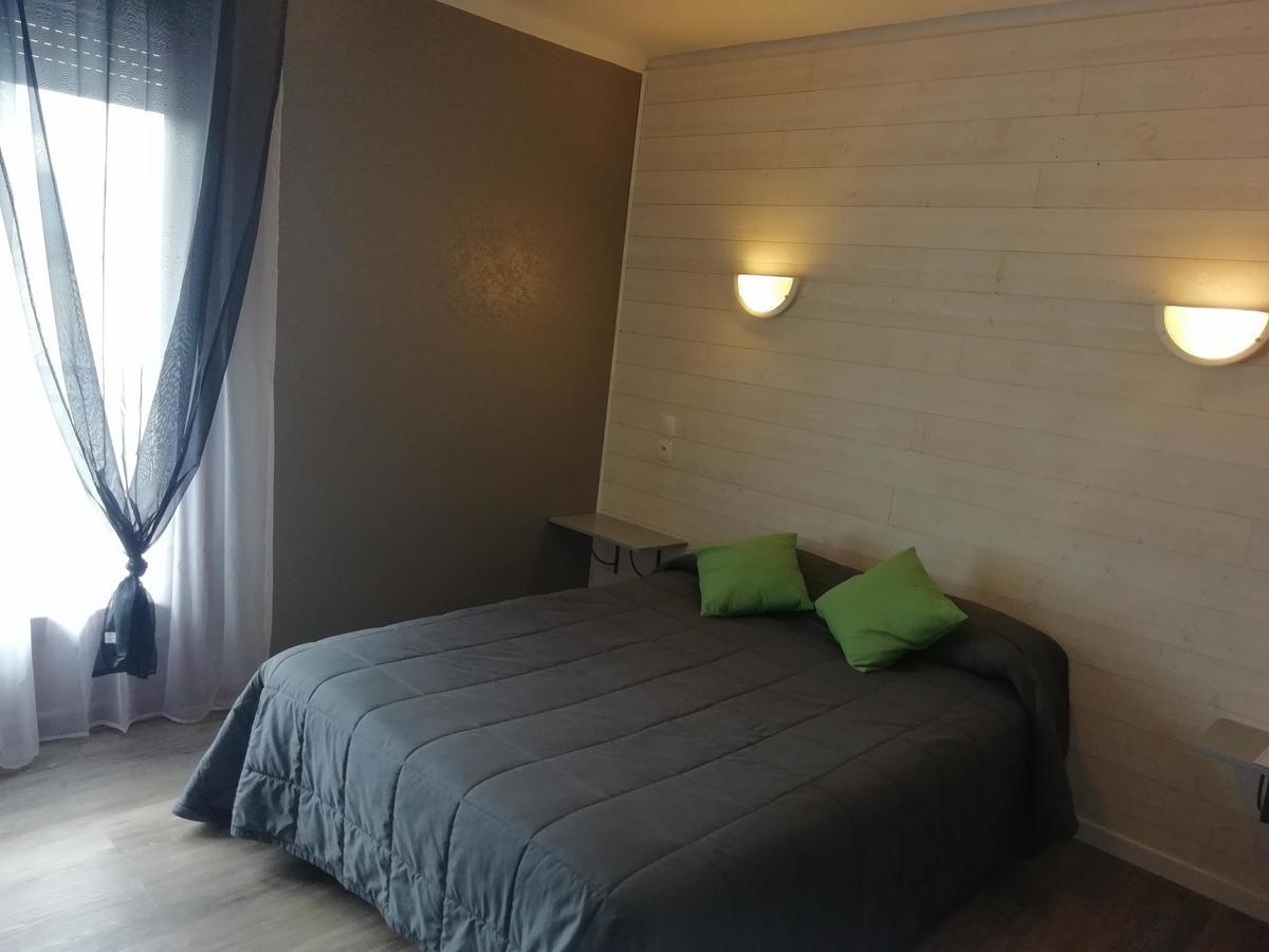 Hotel L'Oustalet Font-Romeu-Odeillo-Via Екстериор снимка