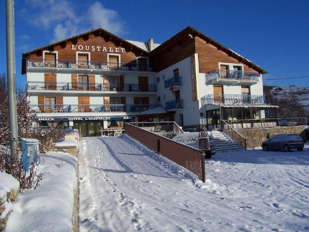 Hotel L'Oustalet Font-Romeu-Odeillo-Via Екстериор снимка