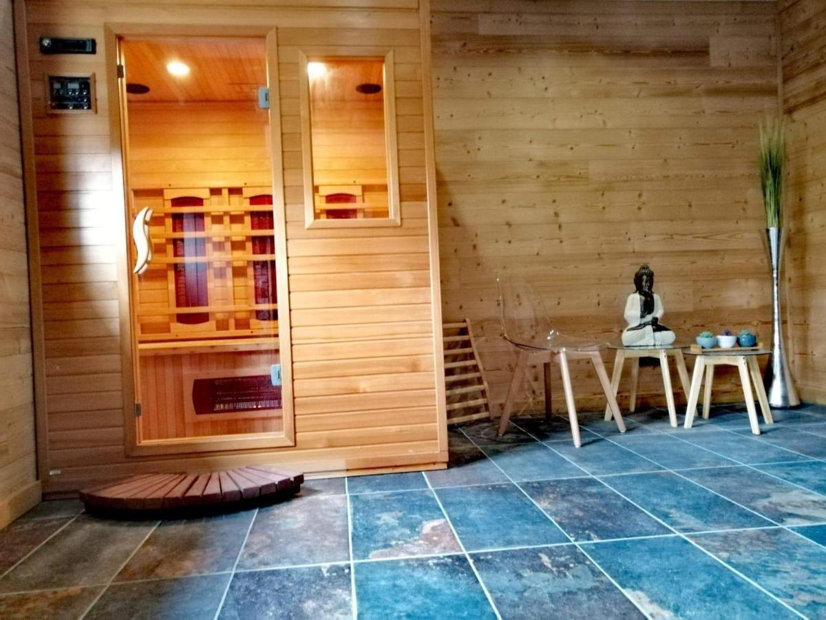 Hotel L'Oustalet Font-Romeu-Odeillo-Via Екстериор снимка
